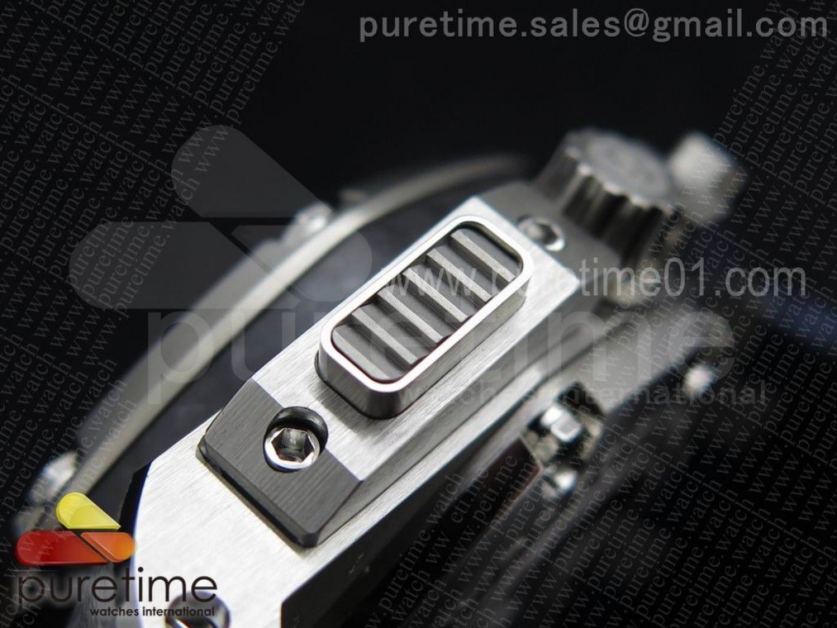Royal Oak Offshore Juan Pablo Montoya SS JF - Image 10
