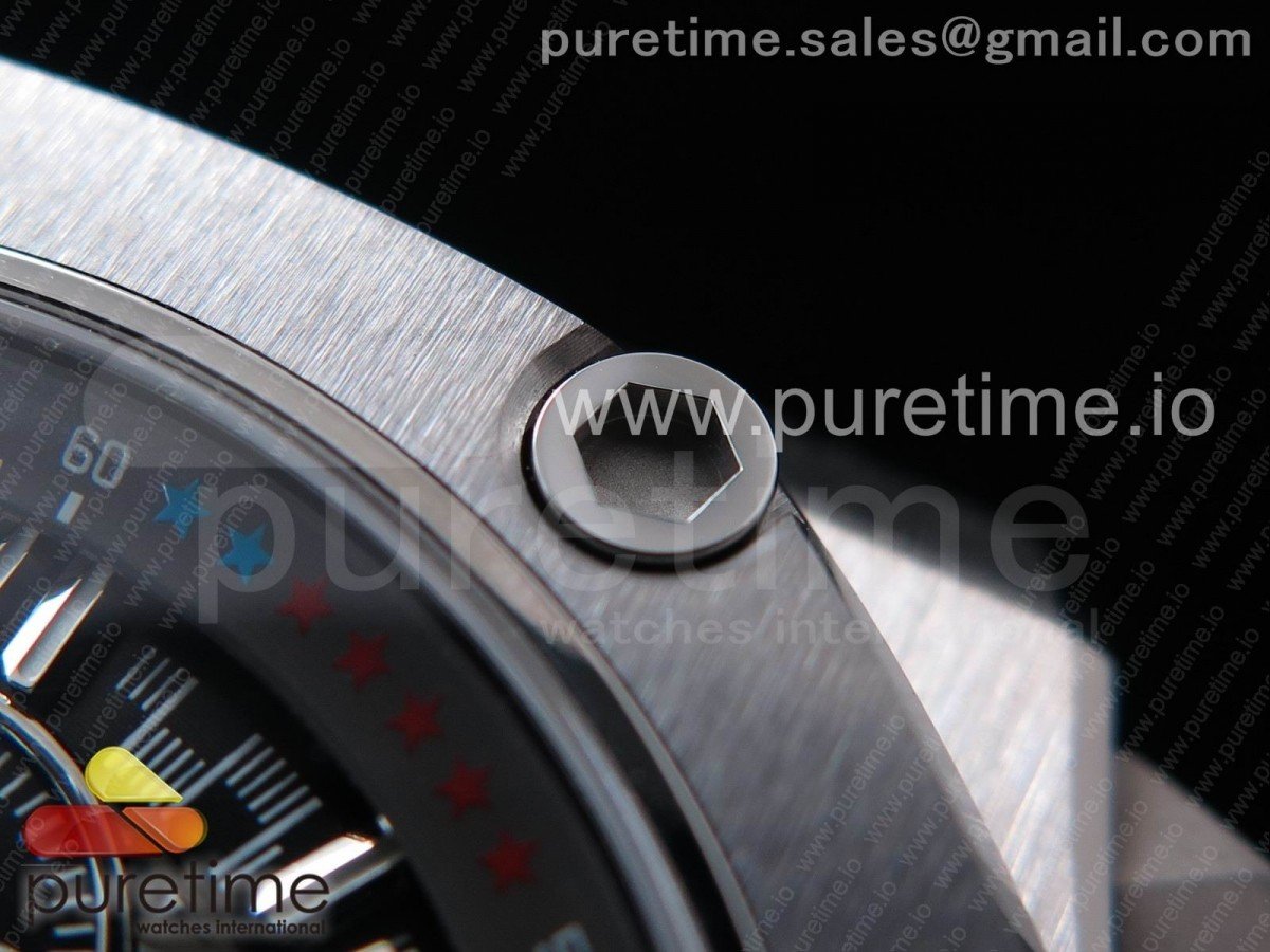 Royal Oak Offshore 44mm Titanium Michael Schumacher - Image 7