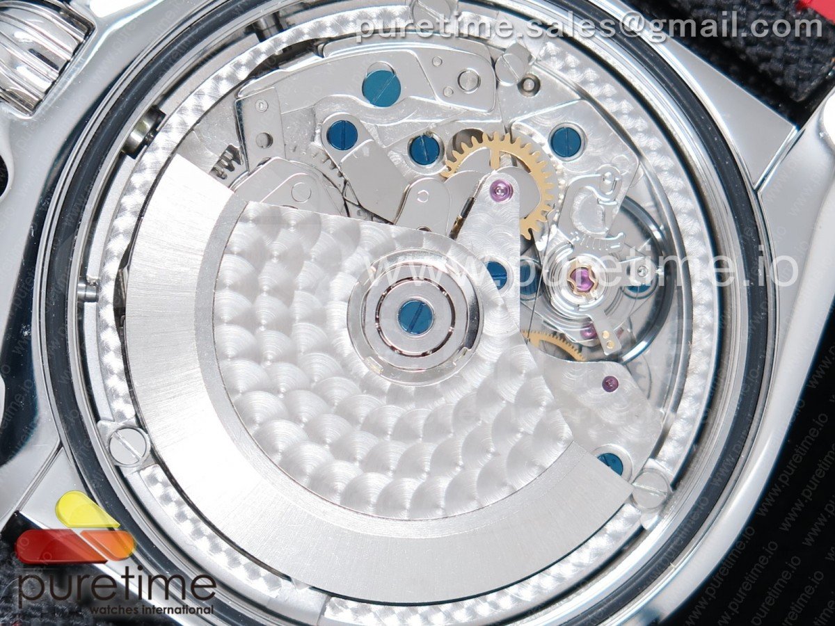 Chronomat 44 Airborne - Image 22