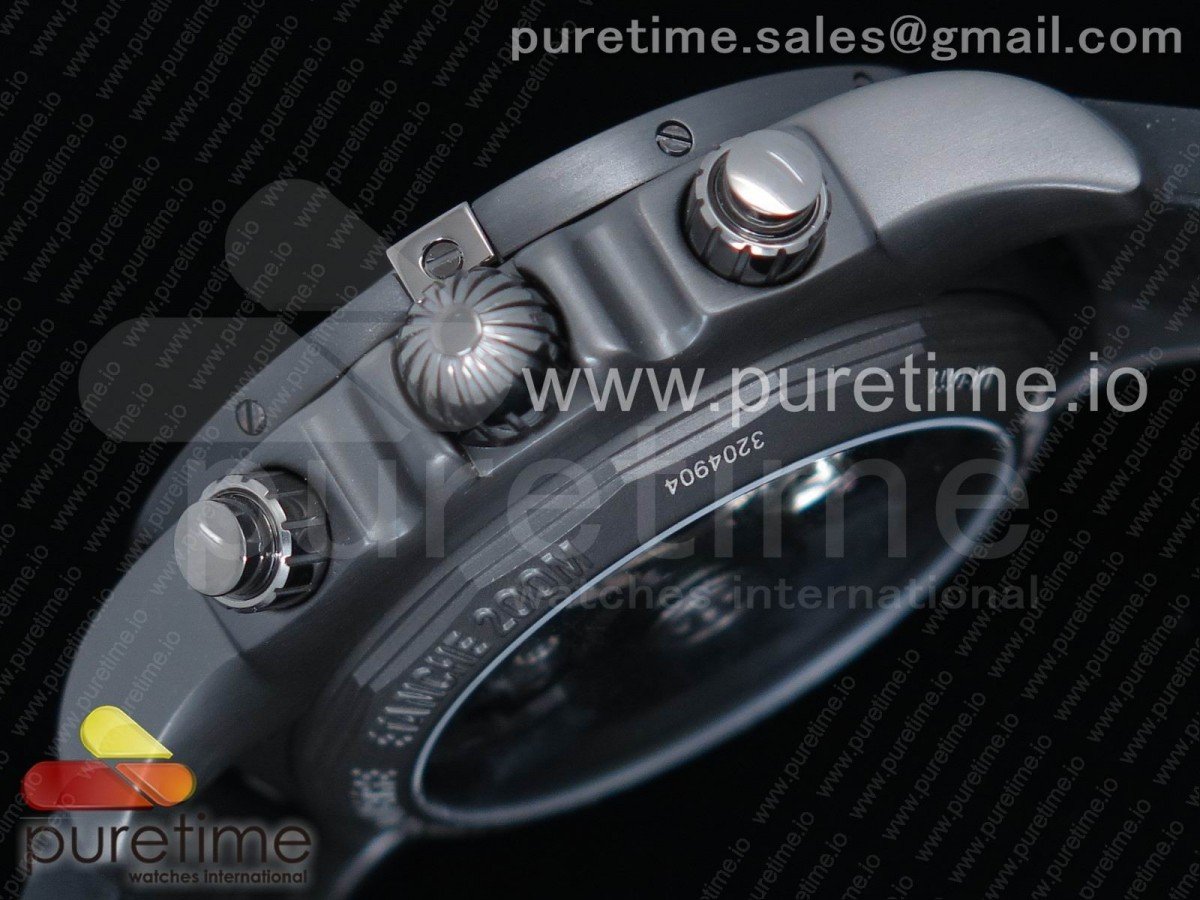 Breitling Chronomat - Image 17