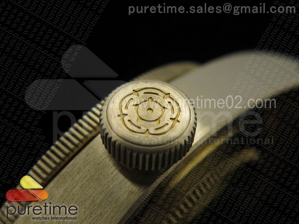 Heritage Black Bay Bronze - Image 9