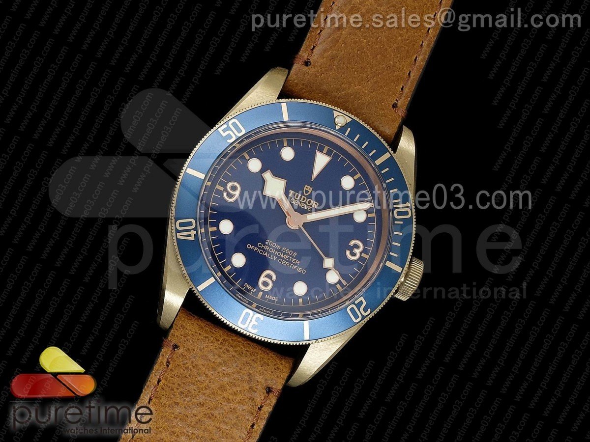 Heritage Black Bay Bronze Blue
