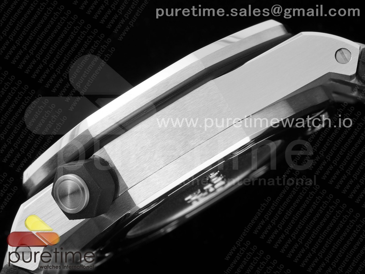 Royal Oak Offshore Diver 15703 RSF on Bracelet en caoutchouc A2824 V2 – Image 8