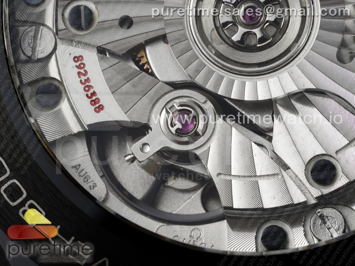 Seamaster 300m 43.5mm Black Ceramic VSF 1:1 Best Edition Black Dial RG Bezel on Black Rubber Strap A8806 - Image 3