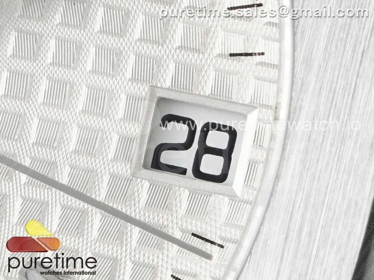 Royal Oak 41mm 15510 "50th Anniversary" SS SF White Dial on SS Bracelet SA4302